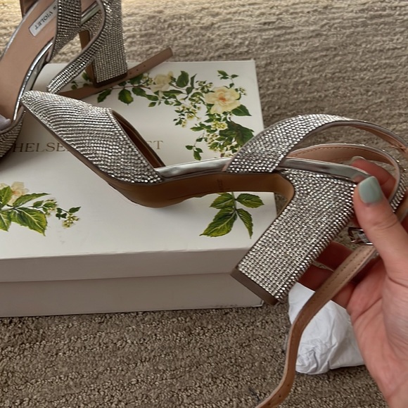 Chelsea & Violet Mary Rhinestone Embellished Pointed Toe Pumps - Picture 4 of 12